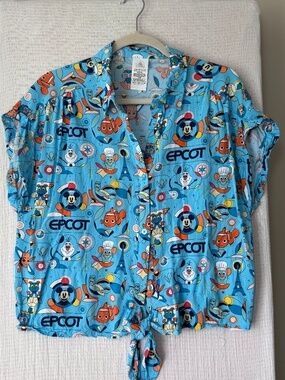 EPCOT Reimagined Collection Park Exclusive ButtonUp Sz XL Rare Find Tie Front